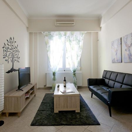 Comfortable Apartment At The Foot Of The Odeon Of Herodes Atticus Athén Kültér fotó